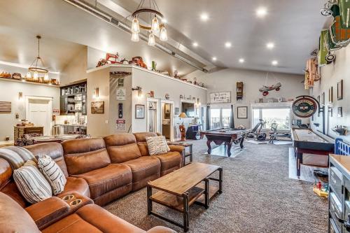 Colorado Retreat With Game Room, Hot Tub & Pool in Hudson (CO)