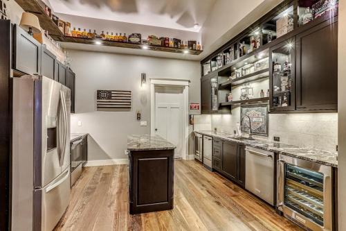 Colorado Retreat With Game Room, Hot Tub & Pool in Hudson (CO)