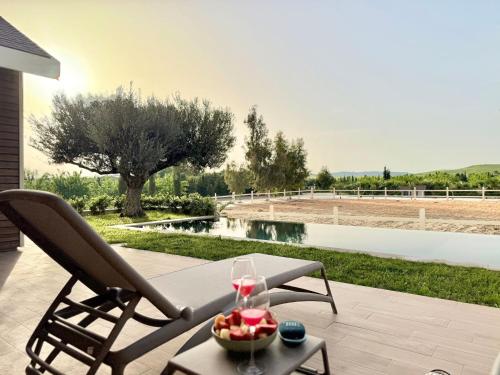 Kenz Essia Immersive chalet in a private farm with pool and open views