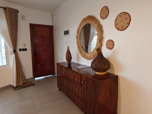Entrance, Crystal Apartments in Malindi