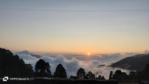Paradise camp lodge & restaurant in Kaski