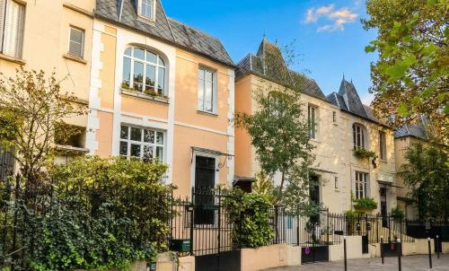 New 902 Suite Eva - Cosy Apartment Paris Center - image 7