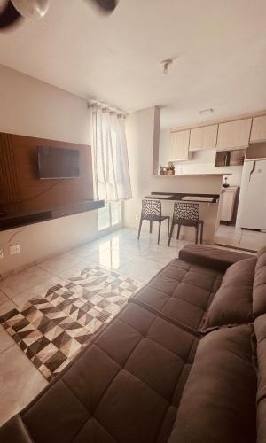 Apt 402 bl 13 Londrina entrance