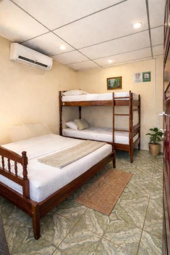 Hostal Los Chamos in San Juan Del Sur