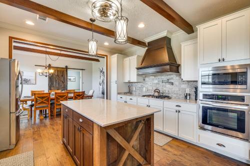 Crossville Home Near Lake Tansi and Hiking Trails! in Crossville, USA