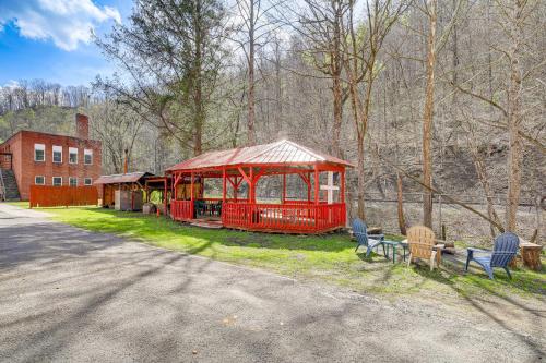Access to Warrior Trail! ATV Base Camp in Gary in Welča (WV)