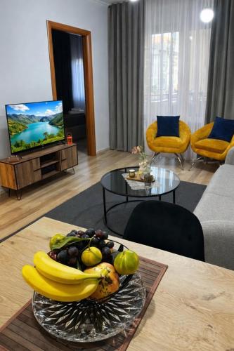 Friends' House in Tirana, Тирана