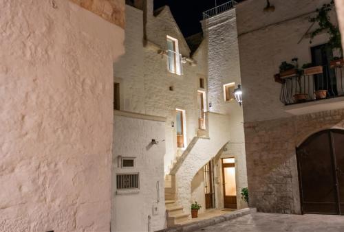 Campanile Inn