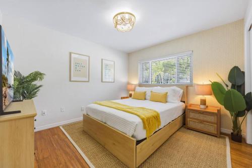 5 Minutes to Beach - Heated Pool, Hot Tub, Sauna in Seminole (FL)