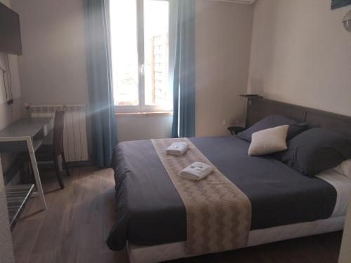 1 double bed