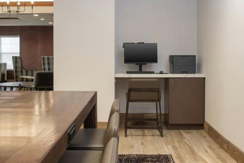 Residence Inn Columbia - image 24