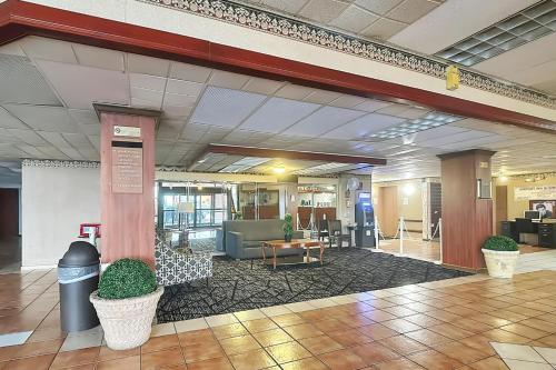 Lobi, Airport Inn Memphis-Graceland by Hotel O in Memphis (TN)