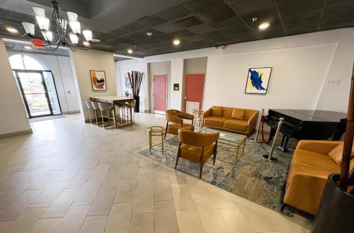 Quality Inn Lakeland North - image 35