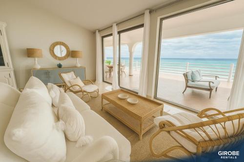 Ocean View Luxury 5B Villa with Private Beach