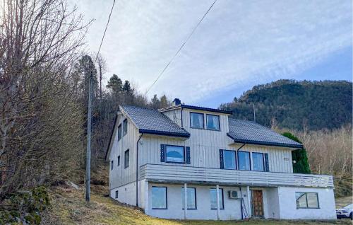 Viesnīcas āriene, 3 Bedroom Awesome Home In Gjemnes in Torvikbukt