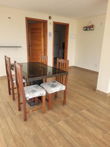 Casa com Piscina próximo ao aeroprto e cidade Administrativa (Casa com Piscina proximo ao aeroprto e cidade Administrativa) in Venda Nova