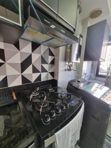 Apartamento moderno com excelente localizacao! in Del Castilho