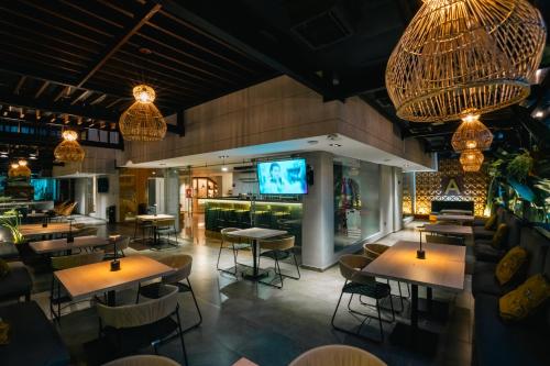 Restaurant, Ambar Hotel Boutique Cali in Cali