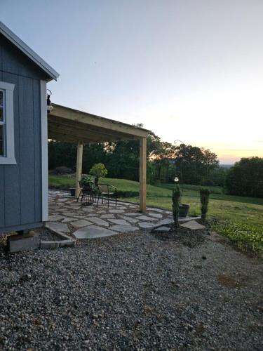 Chasing Views Tiny House in Dandridge, USA