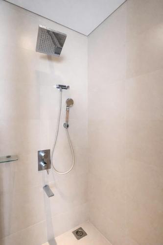 Levi Living - A La Carte - image 5