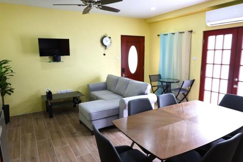Rose Heights Apartments No 2 – khách sạn tại Marisule