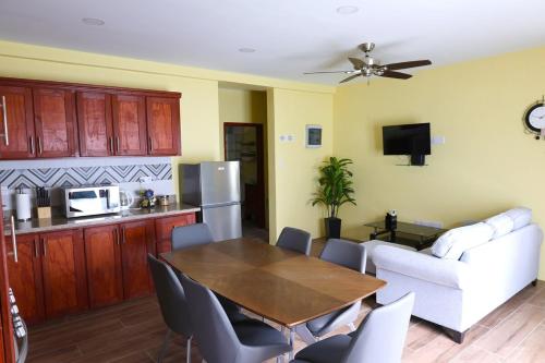 Rose Heights Apartments No 2 in Marisule