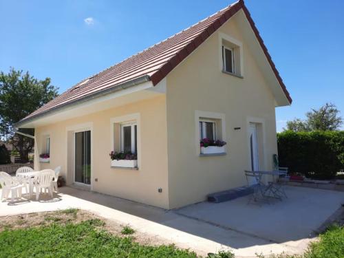 Gîte paisible avec piscine partagée, clim - 5 pers. - FR-1-583-518 (Gite paisible avec piscine partagee, clim - 5 pers. - FR-1-583-518) in Fretigney-et-Velloreille