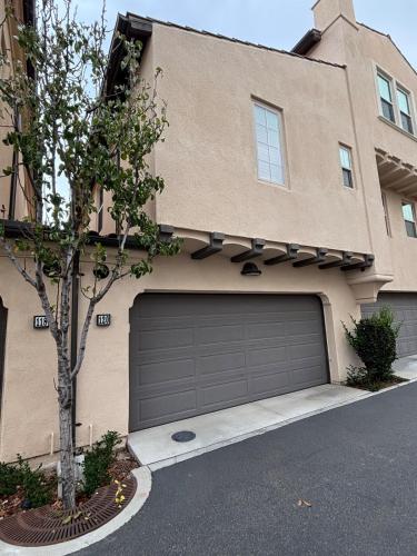 Exterior view, Cozy n quiet home next to GP Ice Rink for a family in East Irvine