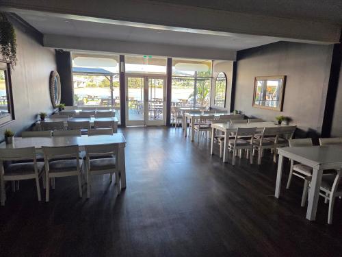Moruya Waterfront Hotel Motel in Moruya