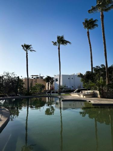 Modern 2BR -3BA Home with Pool and Parking