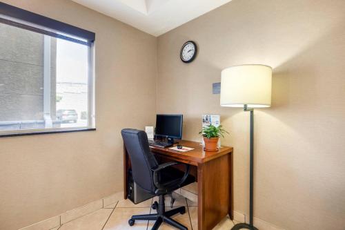 Comfort Inn & Suites Orem - Provo - image 30
