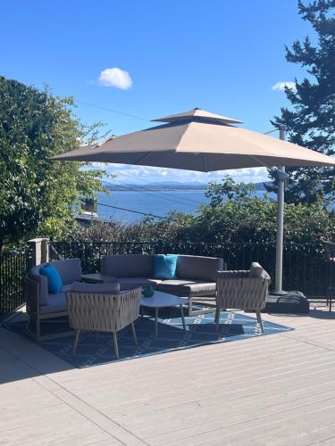 2BR 2Bath Suite - Ocean View Deck - Walk to Beach in White Rock (BC)