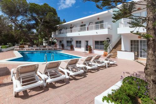 Hostal Es Pi - Emar Hotels – Playa Mitjorn, NJ