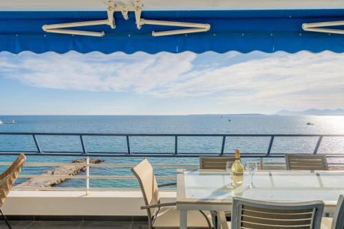 Appartement de standing en front de mer - Juan-les-Pins