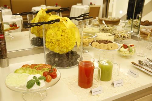 Augustana House and Suites - image 9