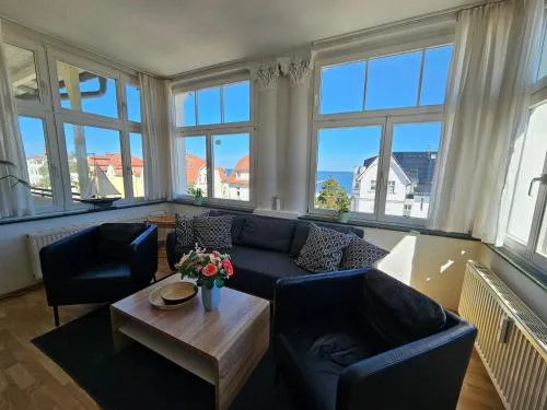 Villa Kurfürst - 100 m zum Strand in Bansin, Deutschland