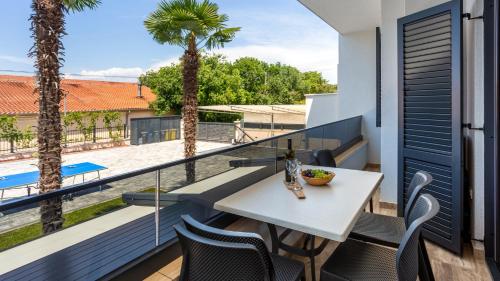 Apartment Estate 2 - Island Krk by Villas Guide - image 4
