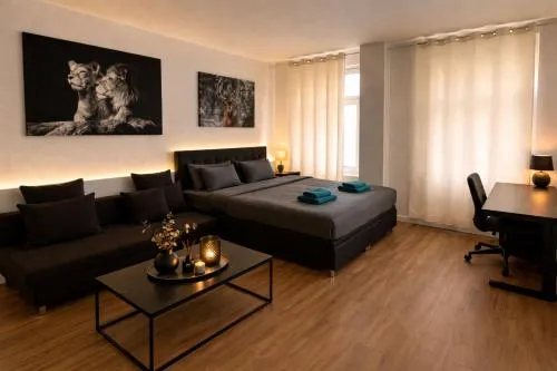 Moderne 3-Zimmer Wohnung in Top-Lage mit Terrasse & Einbauküche in Leipzig, Deutschland