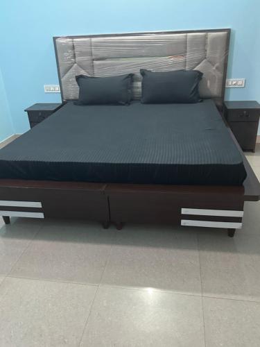 Army cuisine Dine in and LUXURY NIGHTLY STAY Kurali Punjab in Kurali