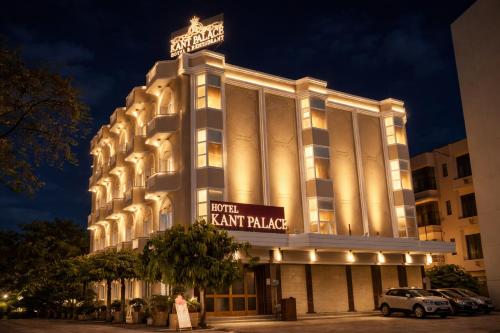 Hotel Kant Palace, Tājganj