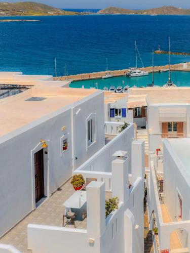 Irene Rooms Naousa Parou 2