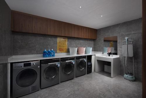 Yizhi Hotel (Guangzhou Yuexiu Park Railway Station Branch) 宜致酒店(广州越秀公园火车站店) in Kanton