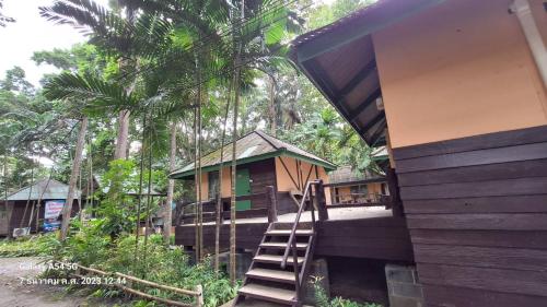 Ban Huaikhakhaeng บ้านห้วยขาแข้ง – khách sạn tại Ban Rai