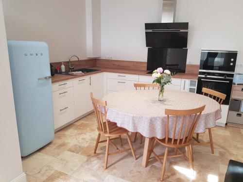 Gîte Médoc 4 personnes avec Jacuzzi et sauna (Gite Medoc 4 personnes avec Jacuzzi et sauna) in Lamarque