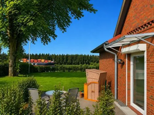 Ruhige Ferienwohnung direkt am Nord-Ostsee-Kanal in Breiholz, Deutschland