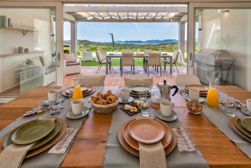 Surrounding environment, Alghero Villa Carrabufas villa con piscina vista mare per 10 persone in Caragol