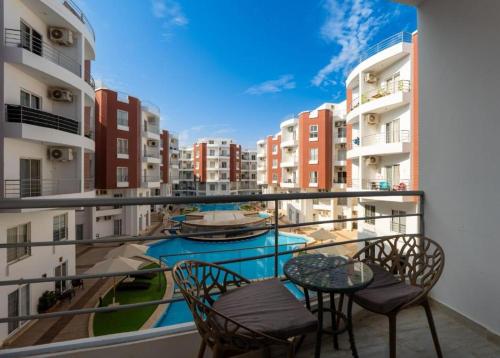 Hurghada Apartment - Pool, Balcony & Near El Gouna - Hurghada