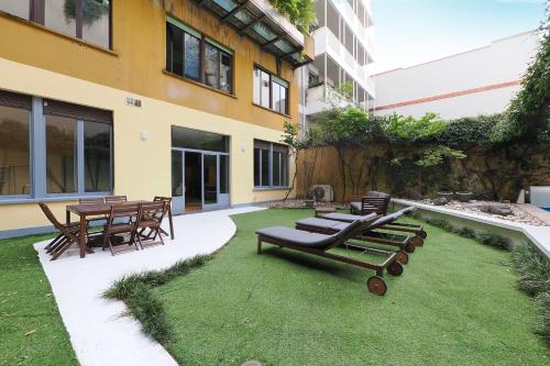 PRESTIGE BOUTIQUE HOMES - Exlcusive Apartament Garden & Pool, Milan (photo 7)