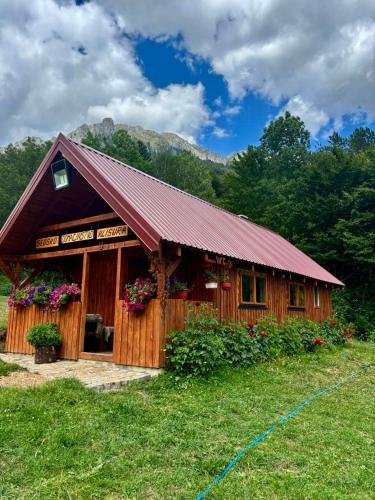 Seosko Domacinstvo Klisura