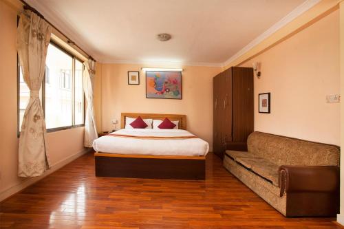 room detail thumbnail 0